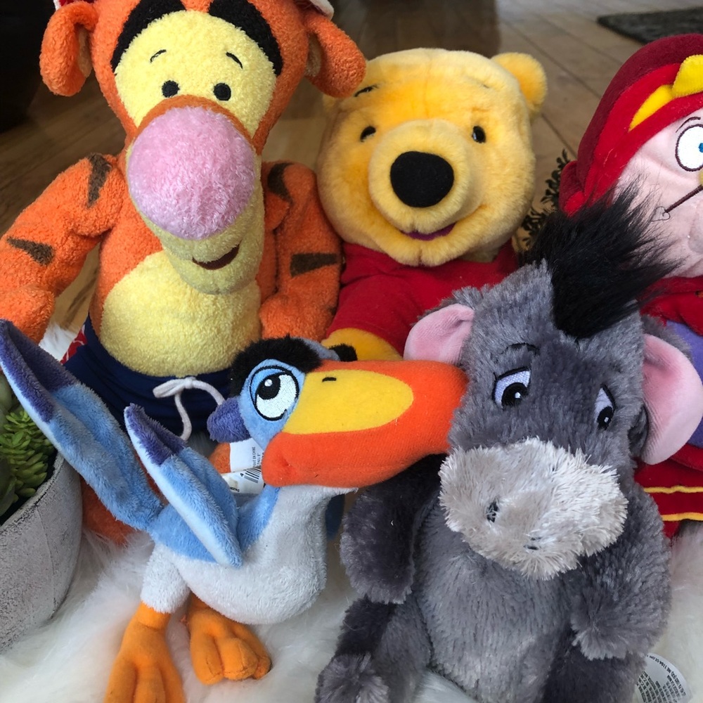 Disney Bundle - Picture 3 of 5